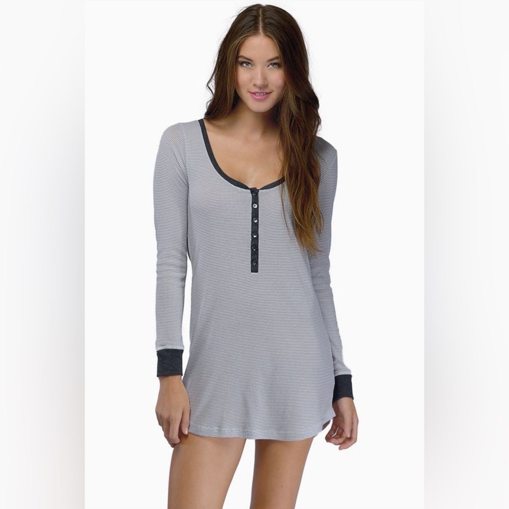 TOBI - Stay The Night Dress / Henley Sleep Shirt - Grey & White Stripe - Size M